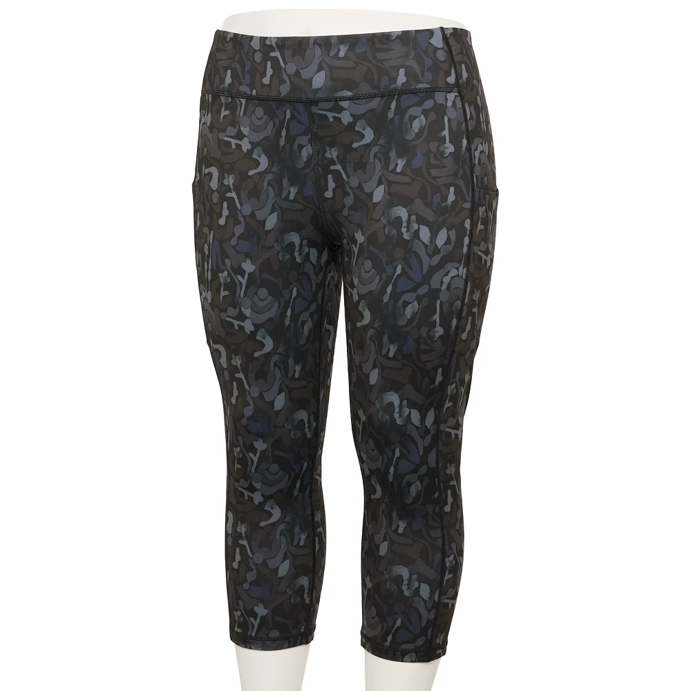 Plus Size Tek Gear® Pocket High-Waisted Capri Leggings 7 Plus Size Tek Gear® Pocket High-Waisted Capri Leggings - Image 7